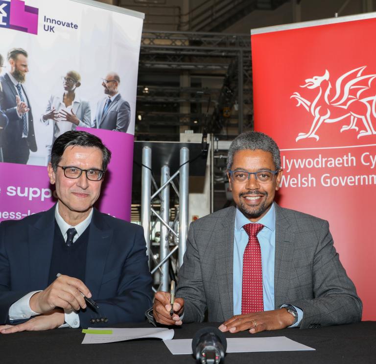 Indro Mukerjee, CEO of Innovate UK and Vaughan Gething, Welsh Government Economy Minister