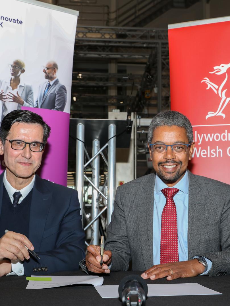 Indro Mukerjee, CEO of Innovate UK and Vaughan Gething, Welsh Government Economy Minister